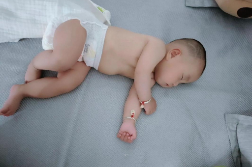 锡林郭勒1岁宝宝可以吃盐吗